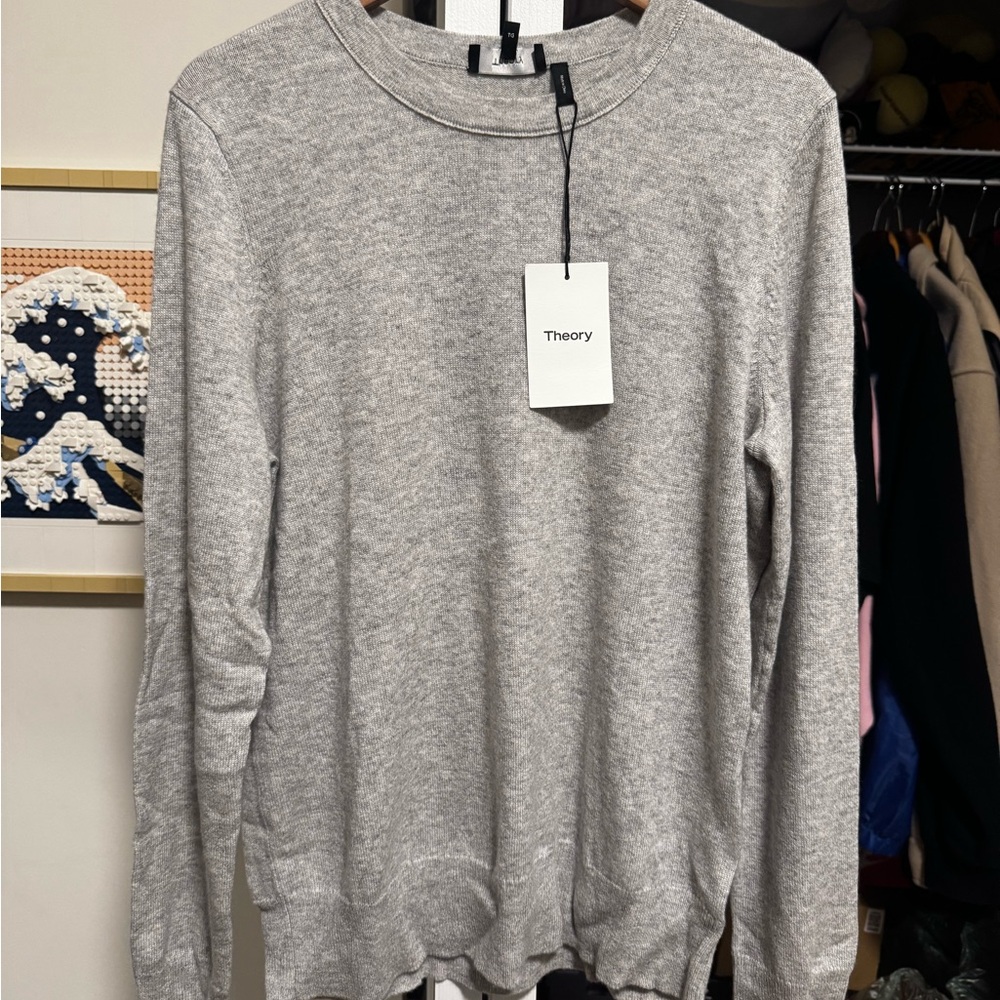 Theory Women’s Light Gray Crewneck Sweater